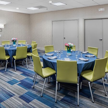 Holiday Inn Express Atlanta Airport-College Park By Ihg Exterior foto