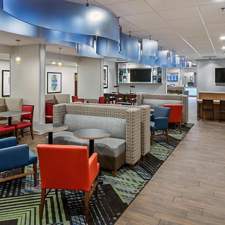 Holiday Inn Express Atlanta Airport-College Park By Ihg Exterior foto