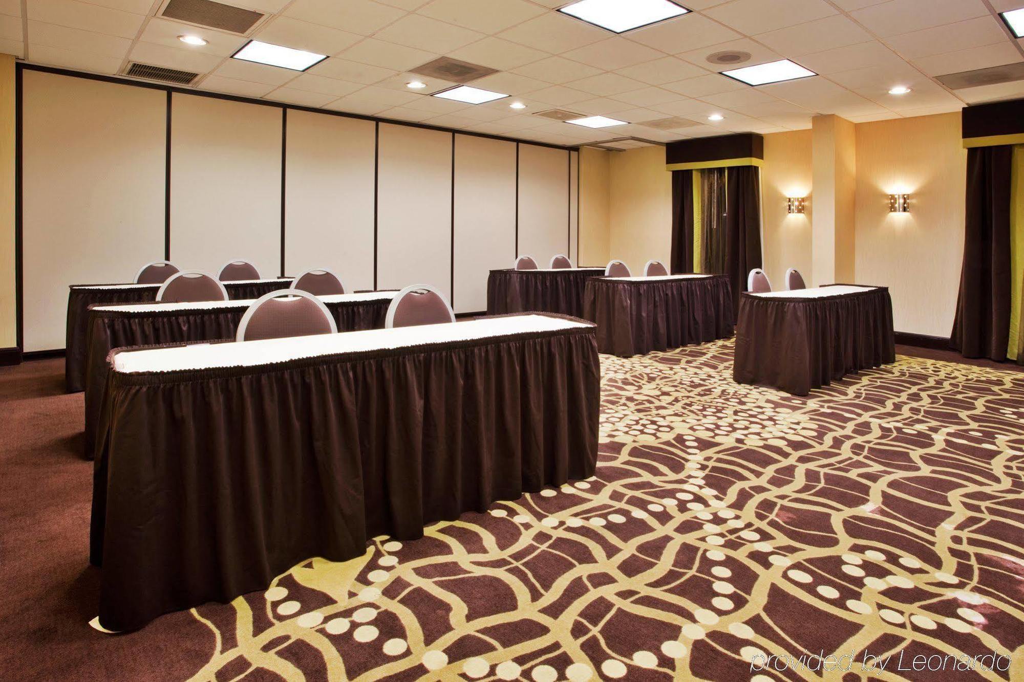 Holiday Inn Express Atlanta Airport-College Park By Ihg Exterior foto