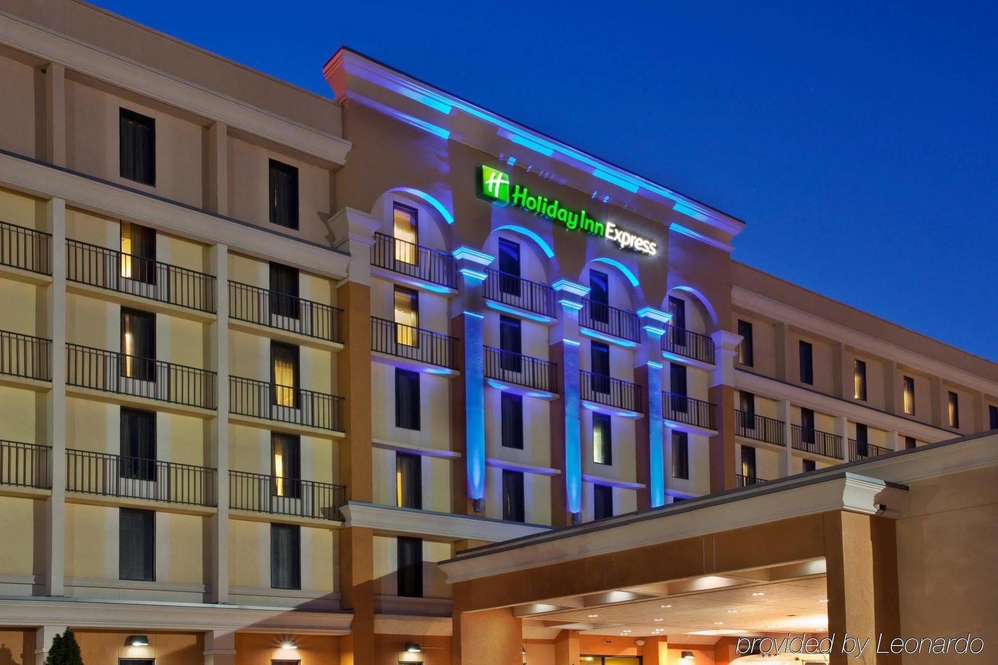 Holiday Inn Express Atlanta Airport-College Park By Ihg Exterior foto